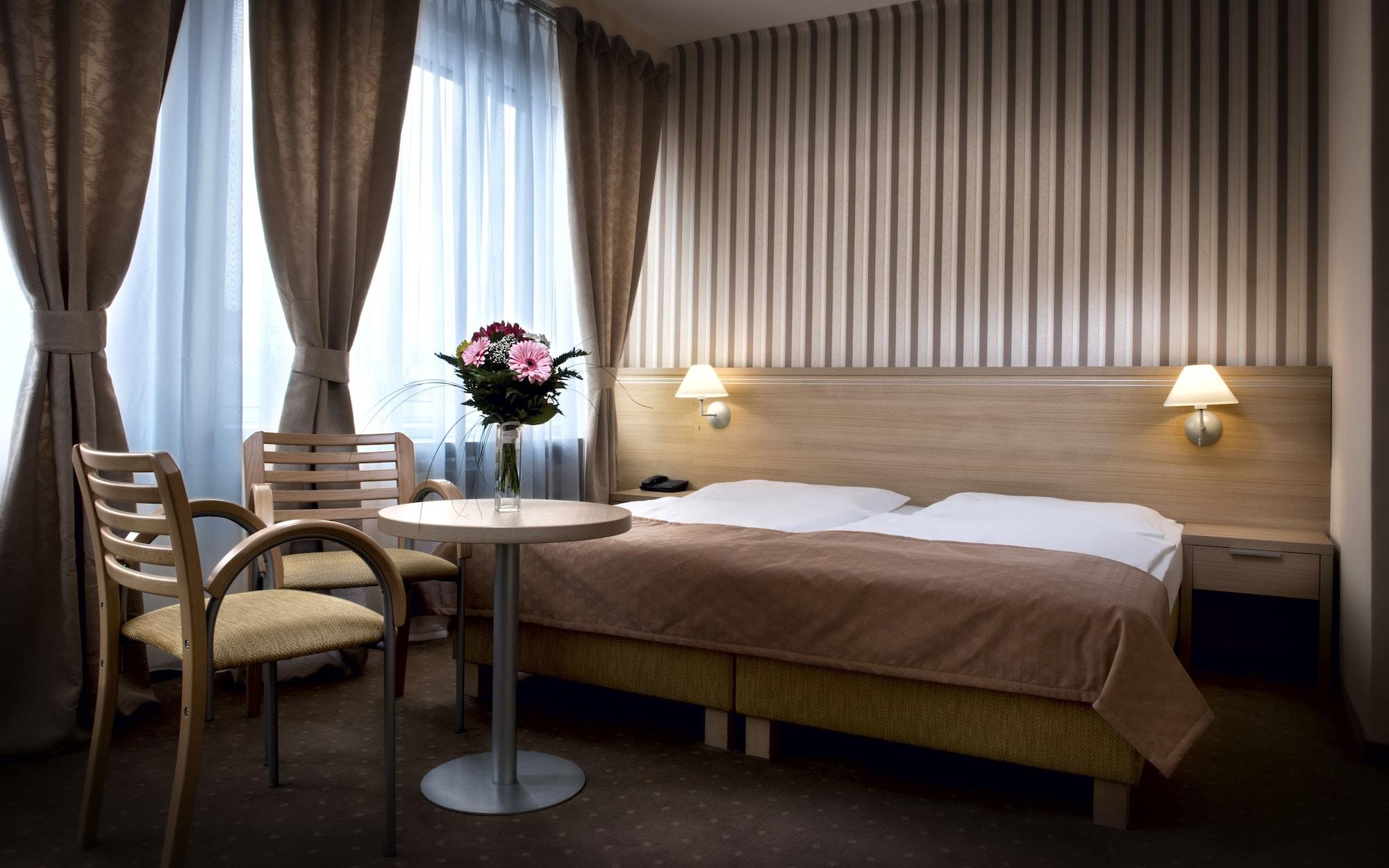 Hotel Tatra Bratislava Eksteriør bilde